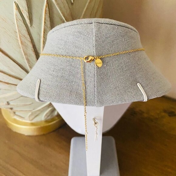 Stella & Dot Arc Necklace Limited Edition White Howlite - Picture 9 of 11